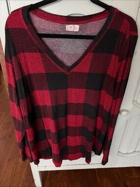 Maurices Red and Black Plaid V-Neck Top 24/7